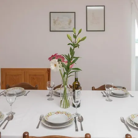 Ferienwohnung Fuer 6 Personen Ca 135 Qm In Okrug Gornji, Dalmatien Mitteldalmatien