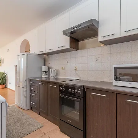Ferienwohnung Fuer 6 Personen Ca 135 Qm In Okrug Gornji, Dalmatien Mitteldalmatien Apartment Trogir